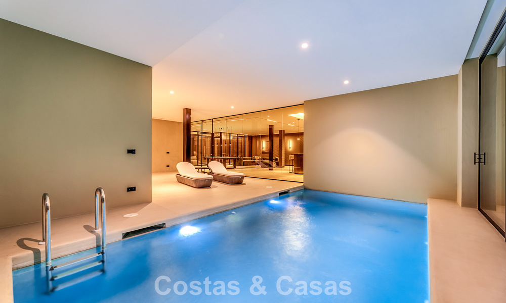 Villa design sophistiquée avec vue imprenable sur la mer à vendre à El Madroñal, Benahavis - Marbella 796839
