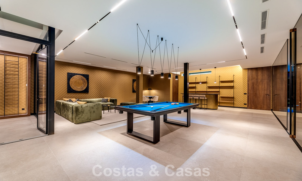 Villa design sophistiquée avec vue imprenable sur la mer à vendre à El Madroñal, Benahavis - Marbella 796840