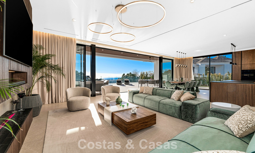 Villa design sophistiquée avec vue imprenable sur la mer à vendre à El Madroñal, Benahavis - Marbella 796844