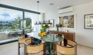 Villa luxueuse de style moderne à vendre, en bordure du terrain de golf à Nueva Andalucia, Marbella 775540 