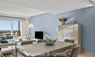 Penthouse prêt à emménager avec vue panoramique sur la mer dans un complexe méditerranéen à vendre à Benahavis - Marbella 775777 