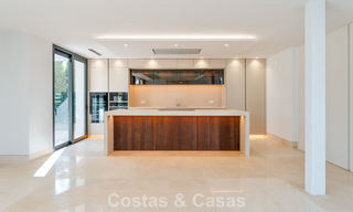 Villa de luxe sophistiquée à vendre dans une communauté fermée exclusive sur le prestigieux Golden Mile de Marbella 775567 