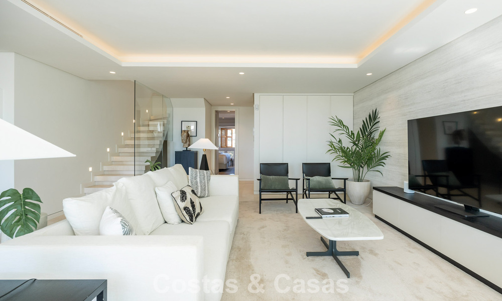 Luxueux penthouse en duplex rénové à vendre, à Puente Romano sur le Golden Mile de Marbella 775596