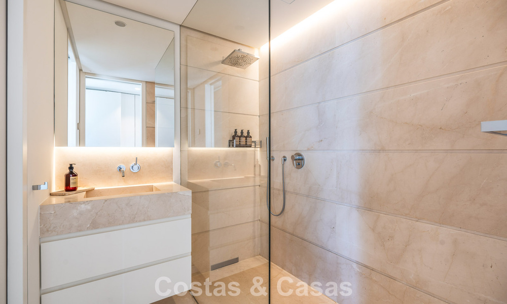 Luxueux penthouse en duplex rénové à vendre, à Puente Romano sur le Golden Mile de Marbella 775598