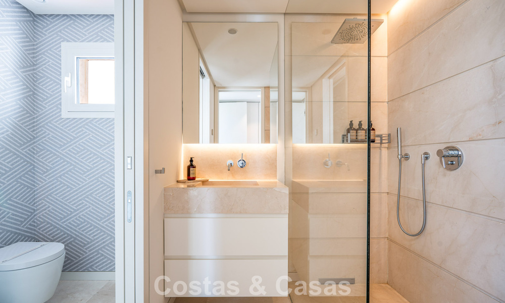 Luxueux penthouse en duplex rénové à vendre, à Puente Romano sur le Golden Mile de Marbella 775599