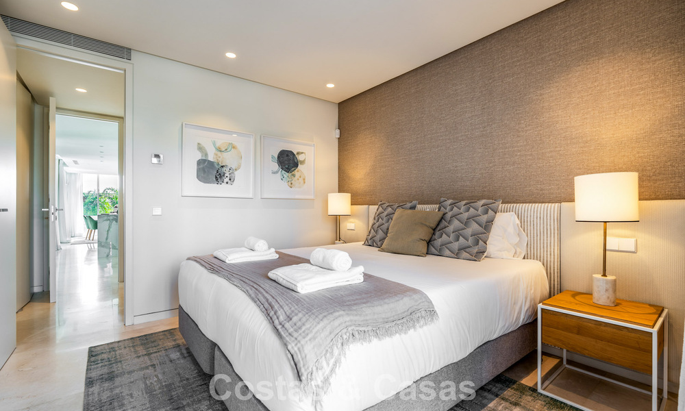 Luxueux penthouse en duplex rénové à vendre, à Puente Romano sur le Golden Mile de Marbella 775601