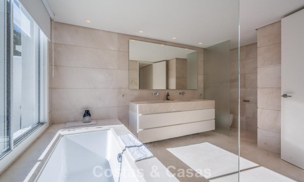 Luxueux penthouse en duplex rénové à vendre, à Puente Romano sur le Golden Mile de Marbella 775617