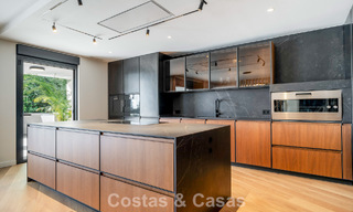 Villa méditerranéenne moderne aux influences contemporaines à vendre sur le Golden Mile de Marbella 775627 