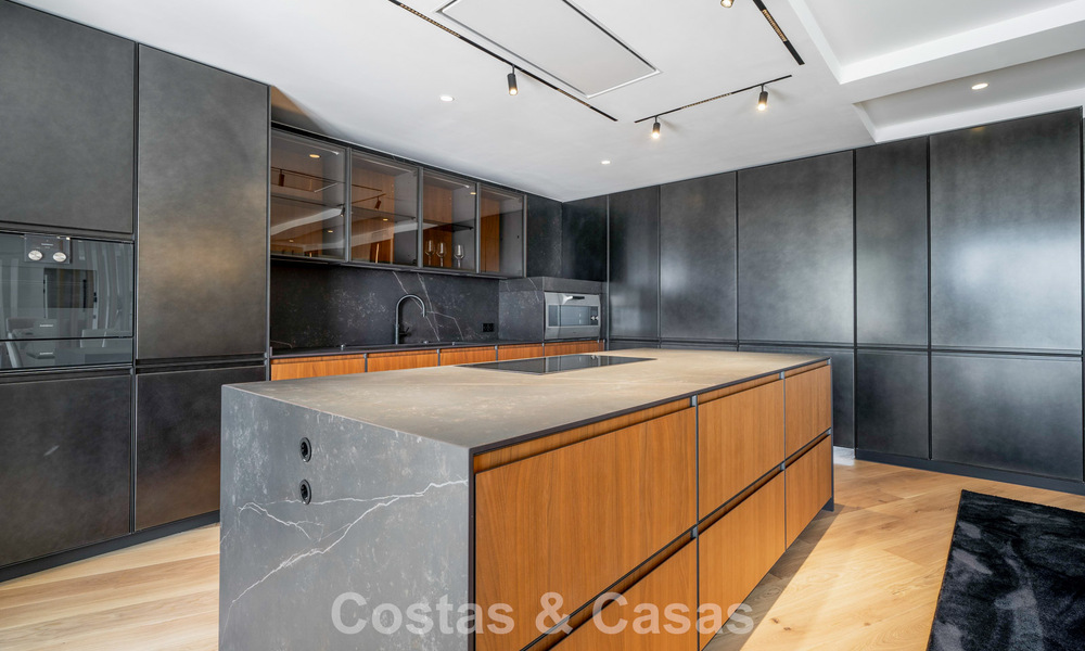 Villa méditerranéenne moderne aux influences contemporaines à vendre sur le Golden Mile de Marbella 775628