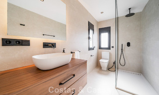 Villa méditerranéenne moderne aux influences contemporaines à vendre sur le Golden Mile de Marbella 775650 