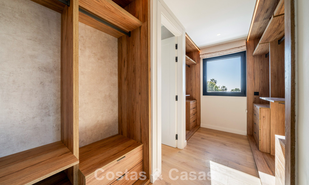 Villa méditerranéenne moderne aux influences contemporaines à vendre sur le Golden Mile de Marbella 775652