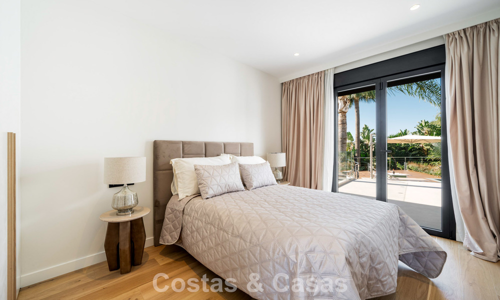 Villa méditerranéenne moderne aux influences contemporaines à vendre sur le Golden Mile de Marbella 775656