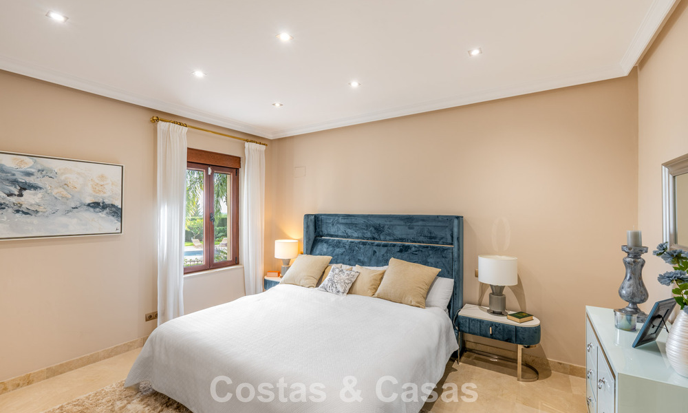 Spacieuse villa de luxe avec des vues spectaculaires à vendre dans une urbanisation très recherchée à Benahavis - Marbella 775669