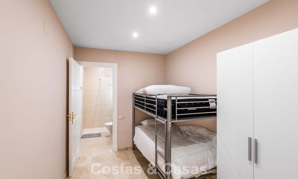 Spacieuse villa de luxe avec des vues spectaculaires à vendre dans une urbanisation très recherchée à Benahavis - Marbella 775689