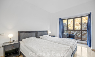 Appartement spacieux de 3 chambres à vendre, prêt à emménager, entouré de terrains de golf à Benahavis - Marbella 775719 