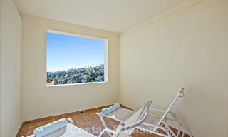 Appartement spacieux de 3 chambres à vendre, prêt à emménager, entouré de terrains de golf à Benahavis - Marbella 775721 