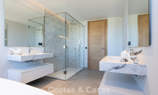 Villa de luxe neuve et moderne à vendre dans une communauté fermée de premier plan de Sotogrande, Costa del Sol 775734 