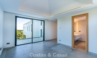 Villa de luxe neuve et moderne à vendre dans une communauté fermée de premier plan de Sotogrande, Costa del Sol 775735 