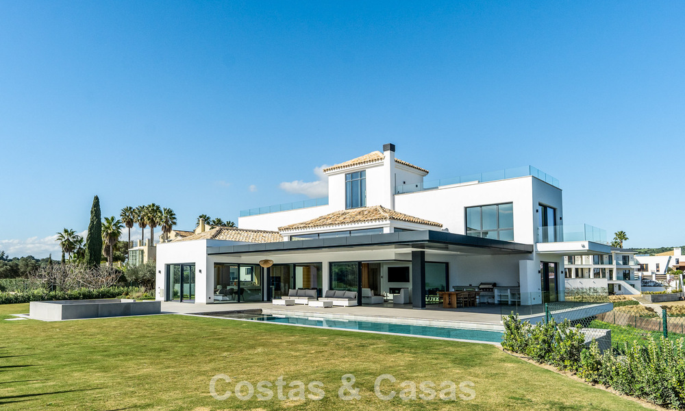 Villa de luxe neuve et moderne à vendre dans une communauté fermée de premier plan de Sotogrande, Costa del Sol 775753