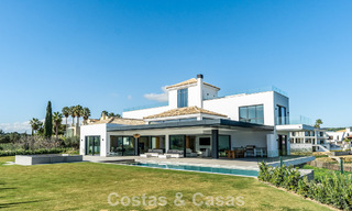 Villa de luxe neuve et moderne à vendre dans une communauté fermée de premier plan de Sotogrande, Costa del Sol 775753 