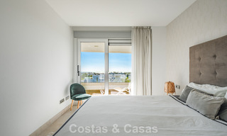 Penthouse contemporain avec grand solarium à vendre dans un complexe moderne à San Pedro, Marbella 775781 