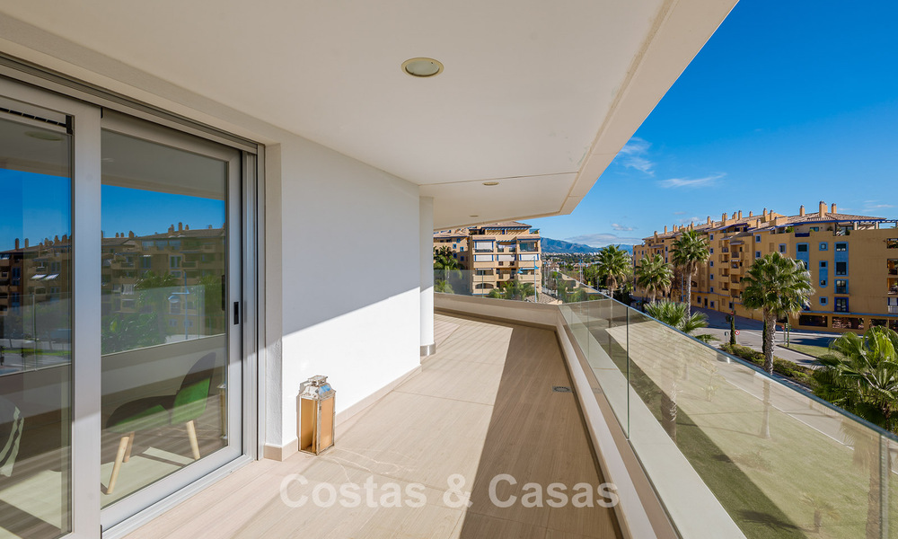Penthouse contemporain avec grand solarium à vendre dans un complexe moderne à San Pedro, Marbella 775798
