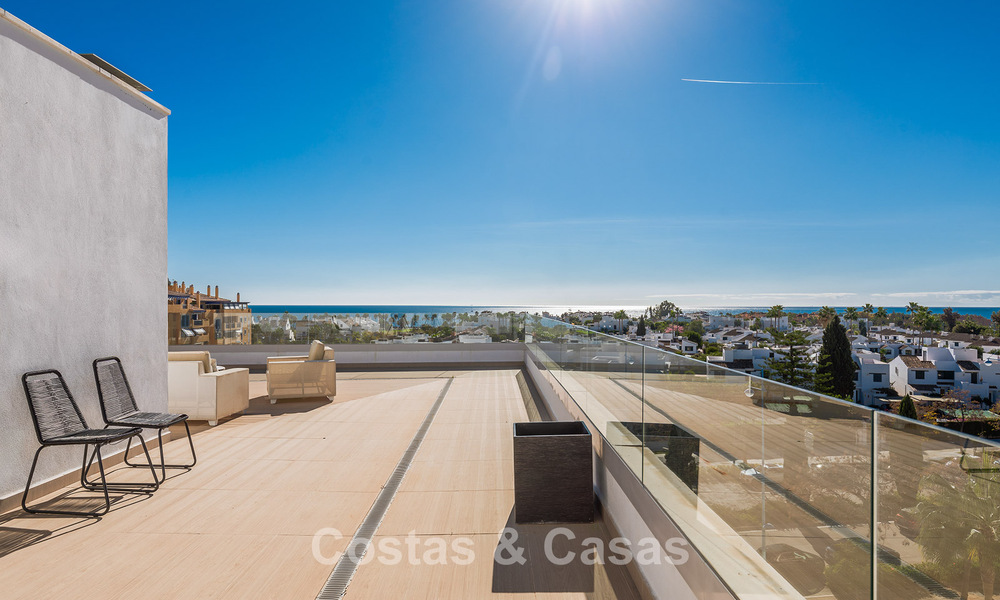 Penthouse contemporain avec grand solarium à vendre dans un complexe moderne à San Pedro, Marbella 775806