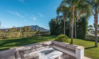 Villa de luxe moderniste avec vue sur la mer à vendre dans le quartier exclusif et sécurisé d'El Madroñal, Marbella - Benahavis 775919 