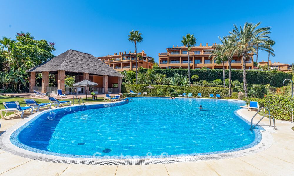 Superbe penthouse avec vue panoramique à vendre dans un complexe fermé de Marbella - Benahavis 775857