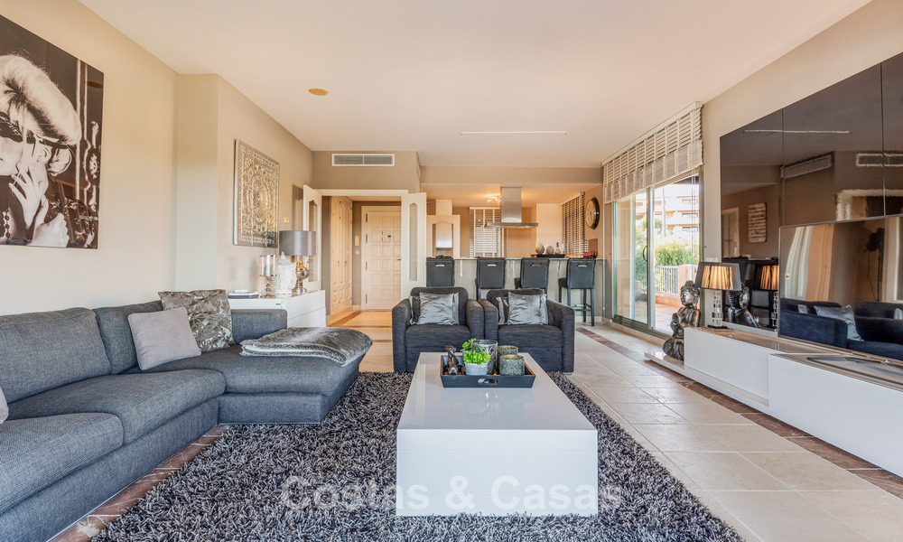 Superbe penthouse avec vue panoramique à vendre dans un complexe fermé de Marbella - Benahavis 775869