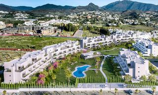 Dernières unités! Nouveaux appartements à vendre, à distance de marche des commodités et de la plage sur le New Golden Mile, Marbella - Estepona 776208 