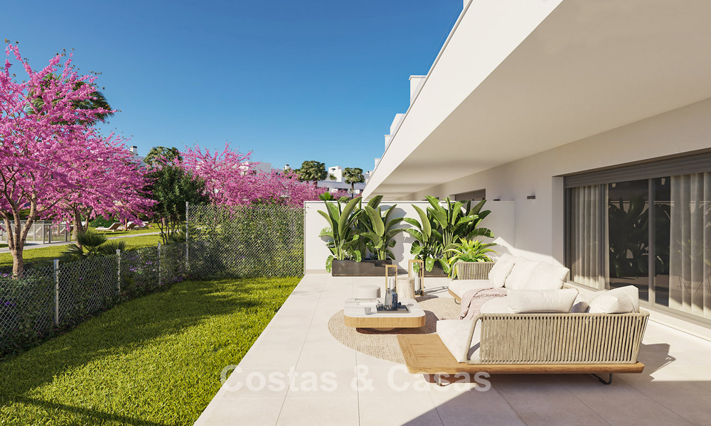 Dernières unités! Nouveaux appartements à vendre, à distance de marche des commodités et de la plage sur le New Golden Mile, Marbella - Estepona 776218