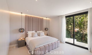 Villa luxueusement rénovée à vendre à deux pas de la plage à l'est de Marbella 776387 