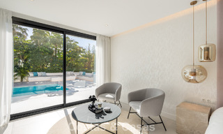 Villa luxueusement rénovée à vendre à deux pas de la plage à l'est de Marbella 776400 