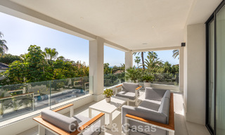 Villa luxueusement rénovée à vendre à deux pas de la plage à l'est de Marbella 776401 