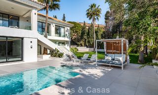 Villa luxueusement rénovée à vendre à deux pas de la plage à l'est de Marbella 776405 