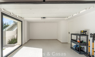 Villa luxueusement rénovée à vendre à deux pas de la plage à l'est de Marbella 776412 