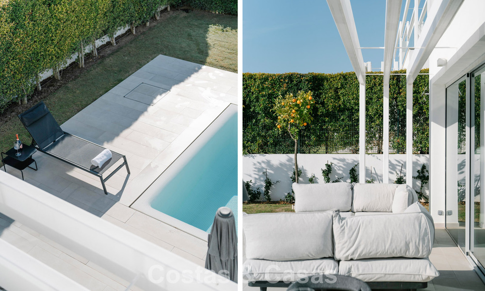 Maison à vendre, en première ligne de golf, dans une communauté fermée de Sotogrande, Costa del Sol 775994