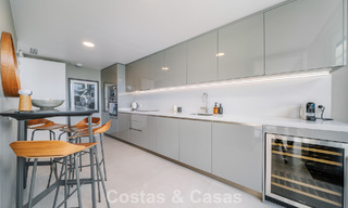 Maison à vendre, en première ligne de golf, dans une communauté fermée de Sotogrande, Costa del Sol 776010 