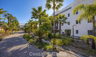 Appartement de luxe à vendre dans le prestigieux complexe de golf 5* Los Flamingos sur le New Golden Mile, Marbella - Benahavis 776134 