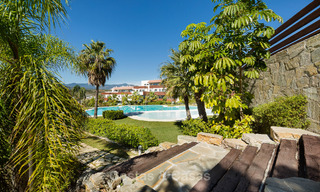 Appartements contemporains avec vue sur le golf à vendre dans un resort 5 étoiles, New Golden Mile, Marbella - Benahavís 807030 