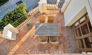 Maison avec vue sur la mer à vendre, dans une communauté calme et fermée dans les collines de Benahavis - Marbella 776234 