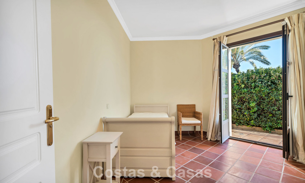 Maison avec vue sur la mer à vendre, dans une communauté calme et fermée dans les collines de Benahavis - Marbella 776252