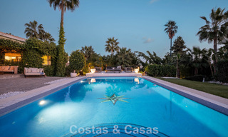 Villa de luxe prête à emménager avec un style méditerranéen moderne à vendre dans la vallée du golf de Nueva Andalucia, Marbella 776257 