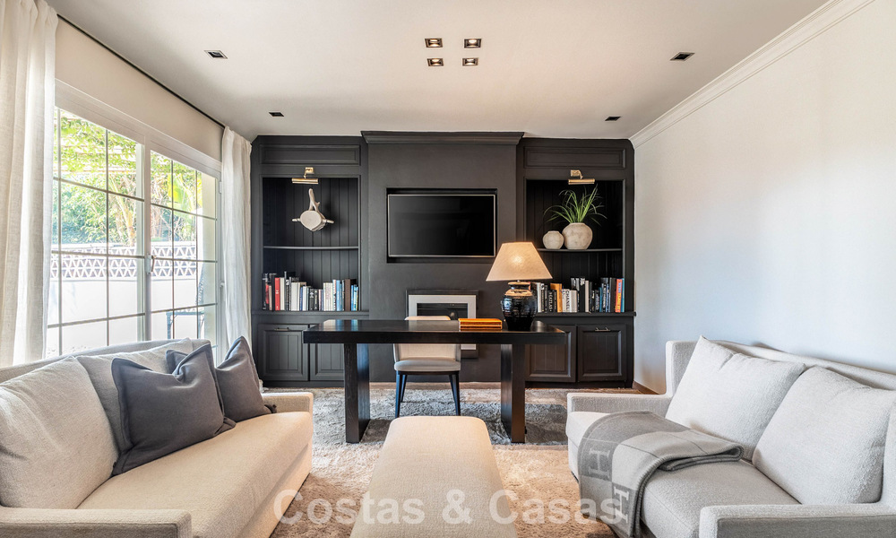 Villa de luxe prête à emménager avec un style méditerranéen moderne à vendre dans la vallée du golf de Nueva Andalucia, Marbella 776268