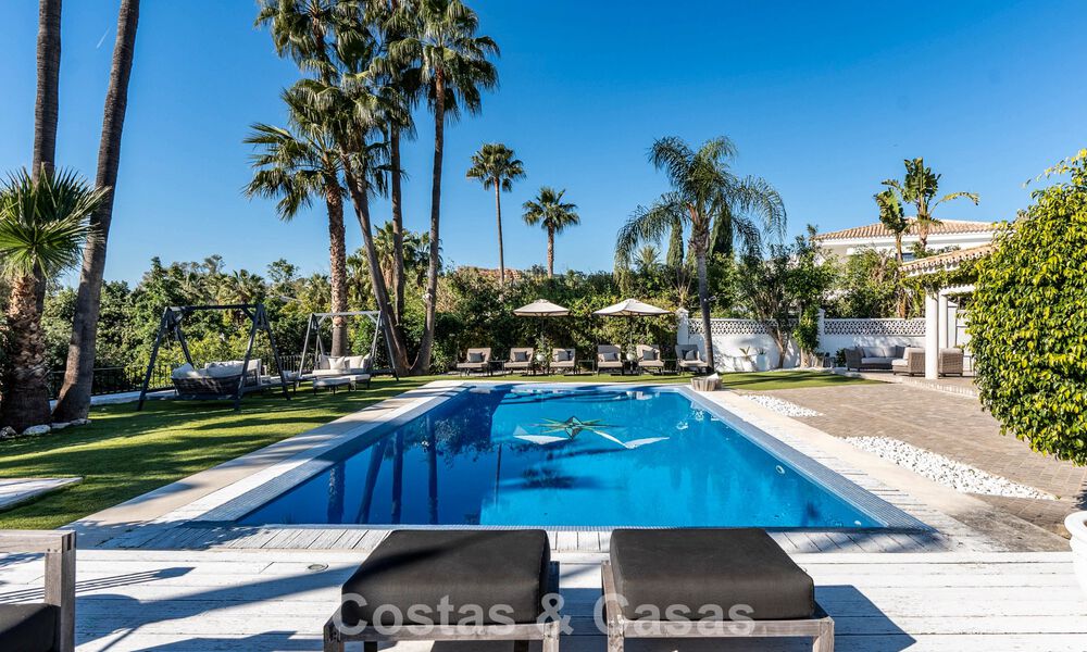 Villa de luxe prête à emménager avec un style méditerranéen moderne à vendre dans la vallée du golf de Nueva Andalucia, Marbella 776276