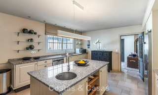 Villa de luxe prête à emménager avec un style méditerranéen moderne à vendre dans la vallée du golf de Nueva Andalucia, Marbella 776291 