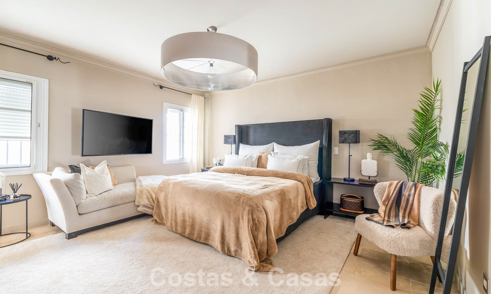 Villa de luxe prête à emménager avec un style méditerranéen moderne à vendre dans la vallée du golf de Nueva Andalucia, Marbella 776294