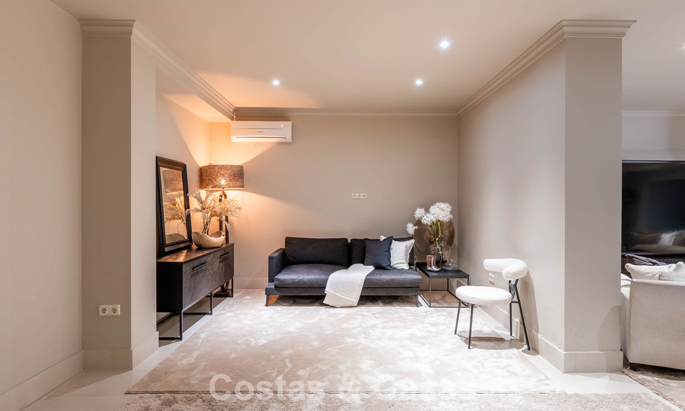 Villa de luxe prête à emménager avec un style méditerranéen moderne à vendre dans la vallée du golf de Nueva Andalucia, Marbella 776298