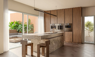 Penthouse en duplex rénové à vendre, à distance de marche des commodités dans la vallée du golf de Nueva Andalucia, Marbella 776328 